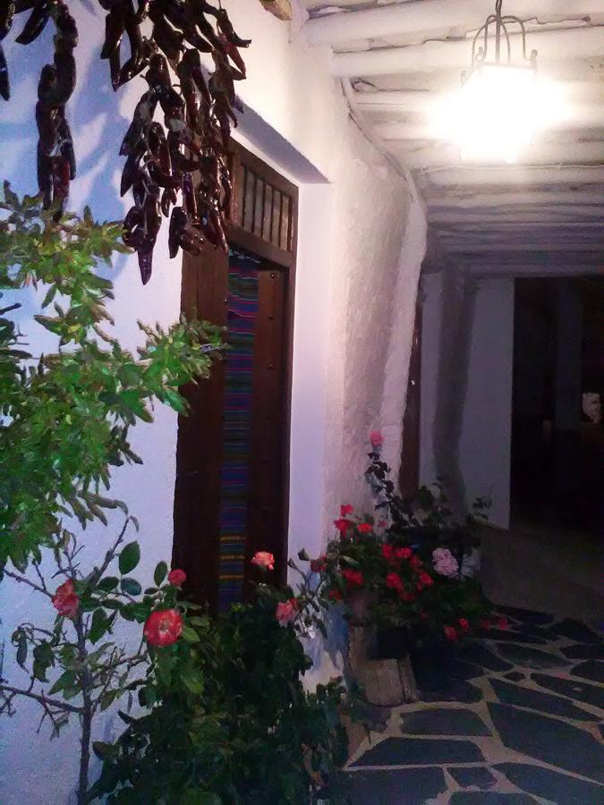 Bed and Breakfast Refugio Alpujarra Alta à Trevélez Extérieur photo