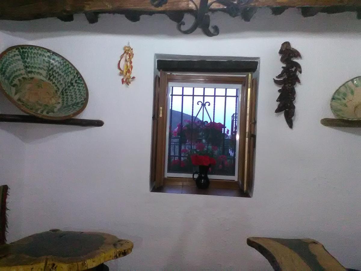 Bed and Breakfast Refugio Alpujarra Alta à Trevélez Extérieur photo